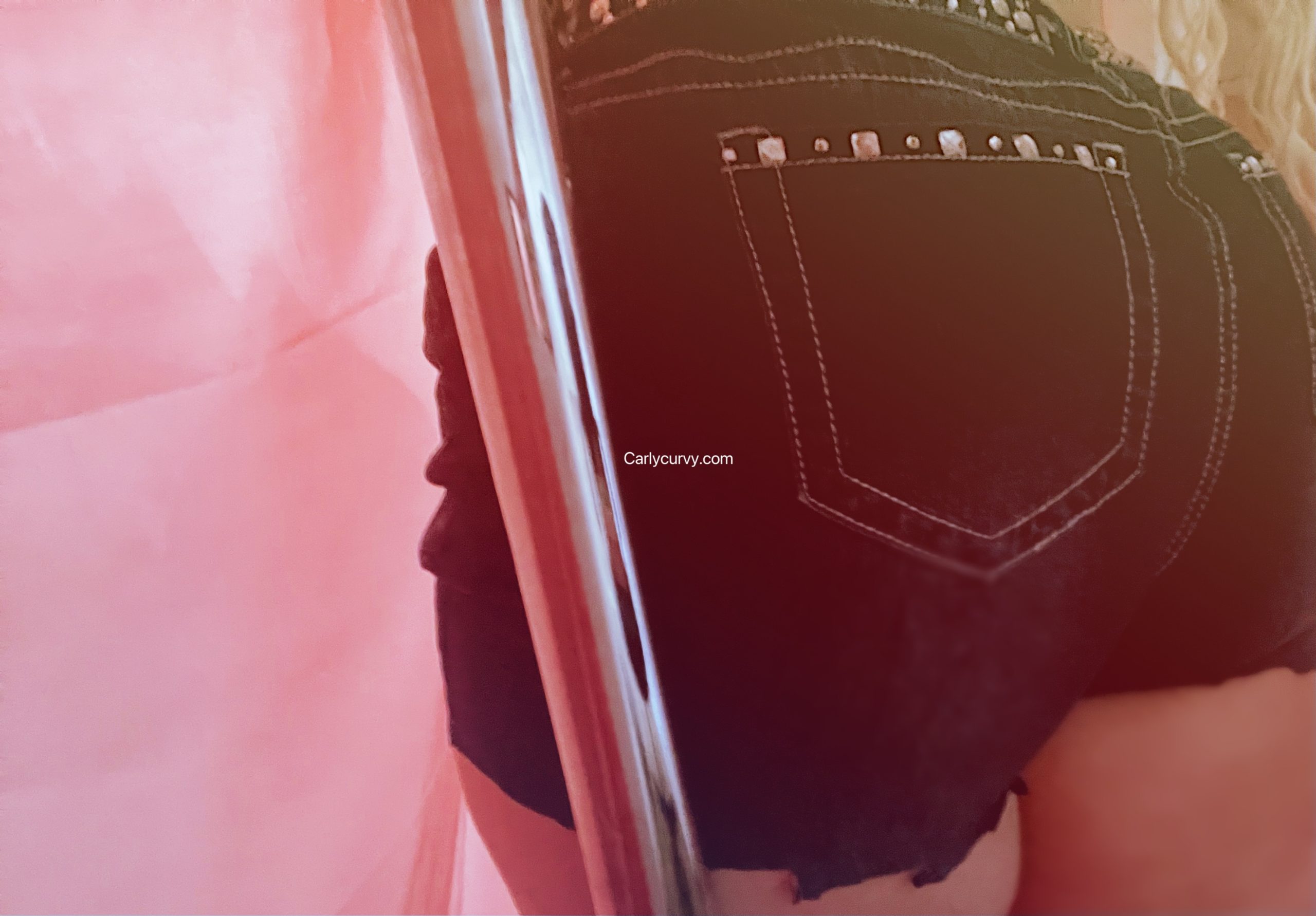 Short jean shorts by the pole! Part1!